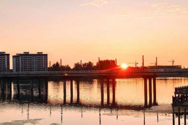 晨跑打卡怎么发圈说说（晨练幽默正能量的句子）