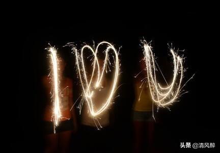 快手封面文字上热门的短句(快手比较热门的个性说说)