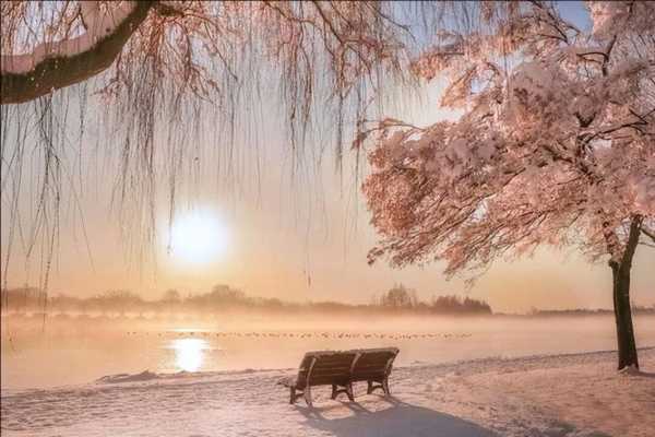 风景照发朋友圈的文案句子(拍美景适合发的句子)