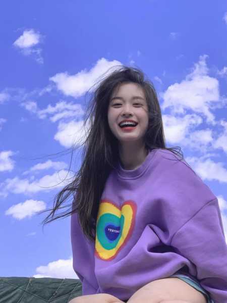 蓝天白云文案朋友圈文案(蓝天白云的心情短句)