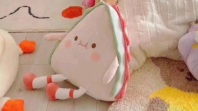 抖音浪漫比较吸引人的文案(可爱文案短句温柔精致)