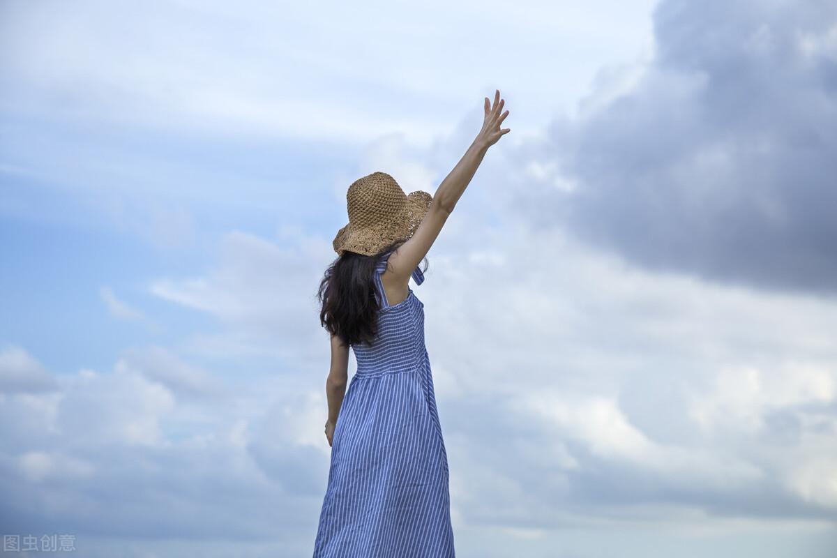 日子平淡生活简单的文案(生活感言简短精辟的句子)