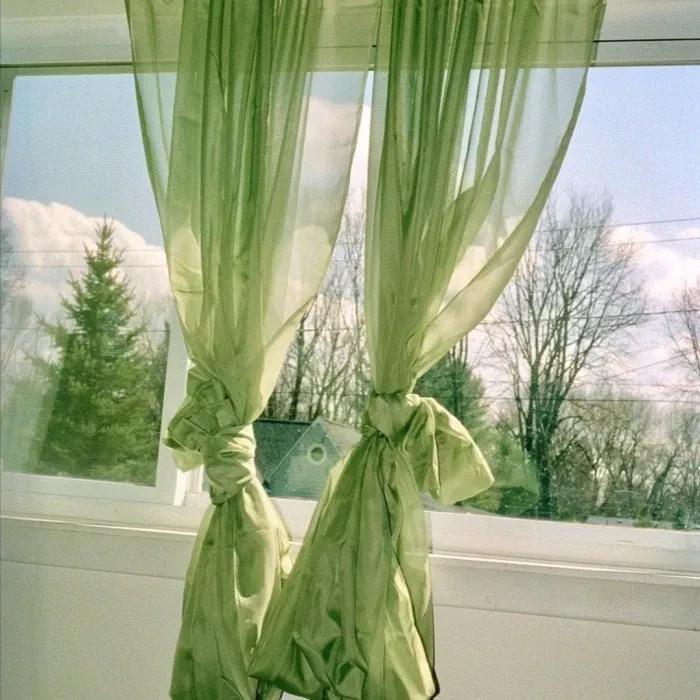 关于山的文案高级感朋友圈(青山绿水的爱情句子简短)