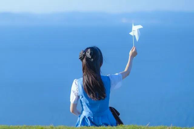 清晨文案阳光唯美句子(适合早晨发的朋友圈文案)