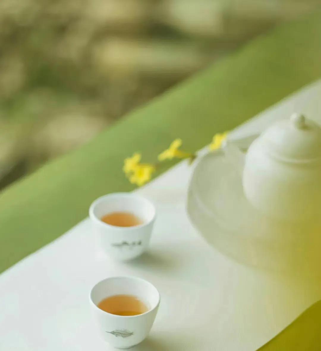 销售文案怎么写吸引人搞笑（营销活动发朋友圈句子）