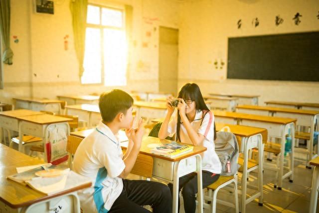 前世今生都爱你文案朋友圈（我爱你的高级表达文案）