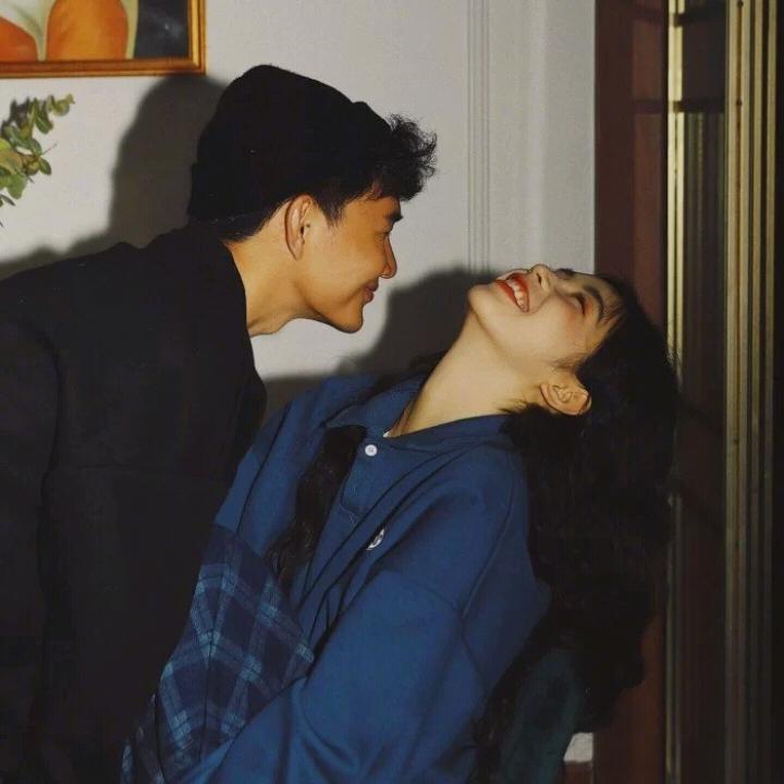 浪漫爱情的文案短句伤感（容易上热门的文案情感）