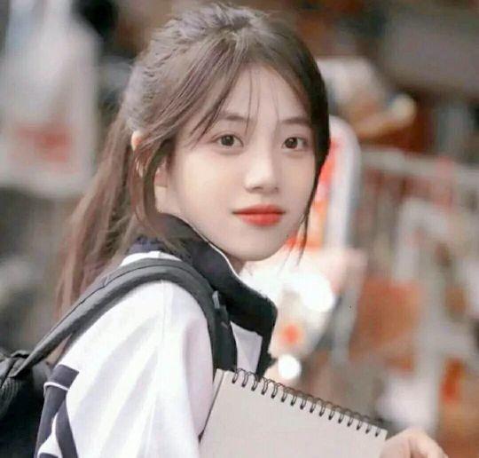 少年郎努力学习文案配文(学生励志名言短句激励)