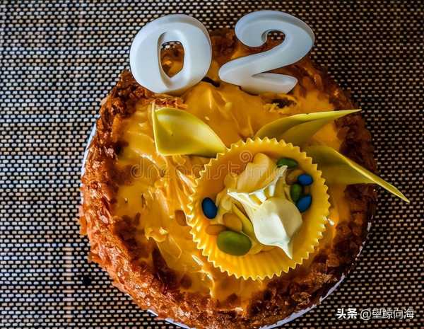 适合自己生日发的文案图片（祝自己生日精致的句子）