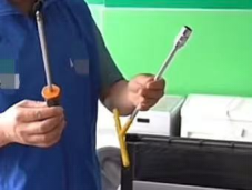 洗衣机转盘怎么拆(分享洗衣机波轮盘拆卸全技巧)