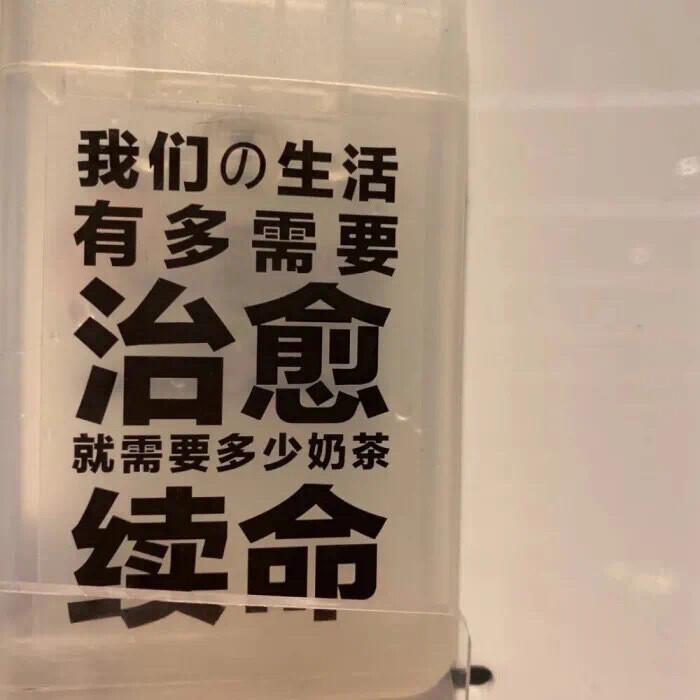 发旧照片配什么文案短句（朋友圈晒旧照片心情短语）