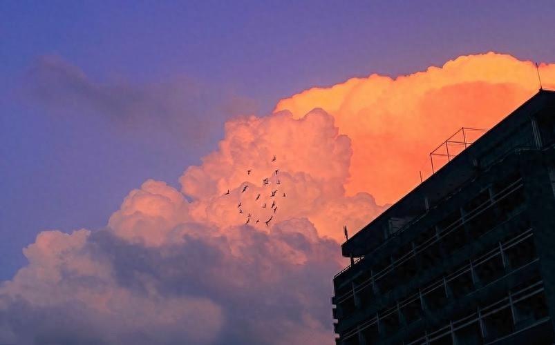 深夜发的伤感扎心句子（深夜伤感的说说心情短语）