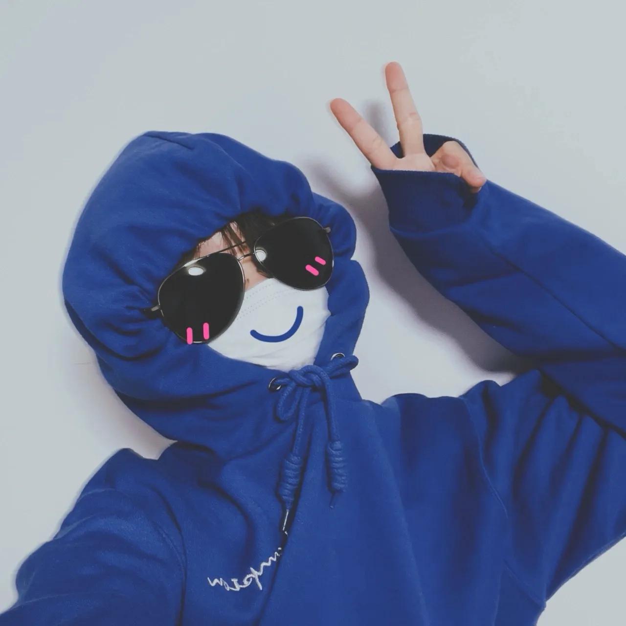 洒脱自由的文案高级句子(自由随性简短唯美文案)