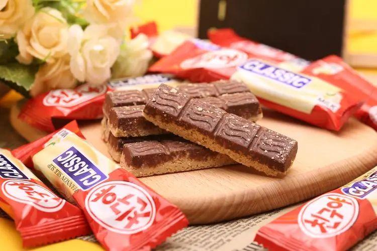 带货零食文案吸引人简短（零食带货短视频文案）