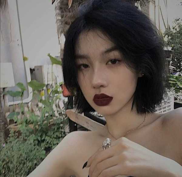 情感内涵段子文案治愈句子（野性十足又霸气的句子）