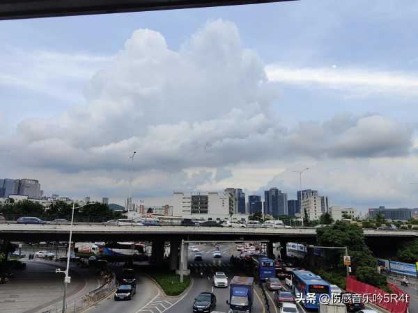 励志文案人生感悟治愈干净(心灵鸡汤正能量短文)