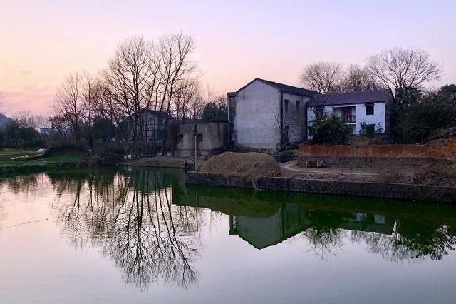 对家乡的情怀怎么表达思乡（思念家乡的心情短语）