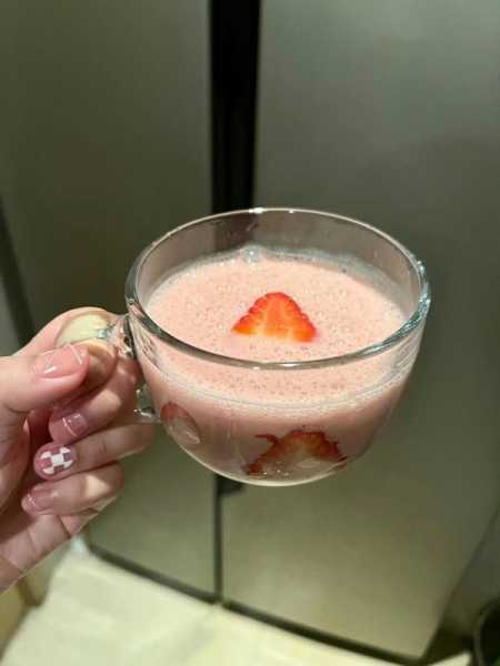 奶茶走心文案短句合集（奶茶简短唯美句子）