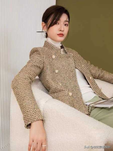 女装店吸引客户的文案（服装店发朋友圈说说）