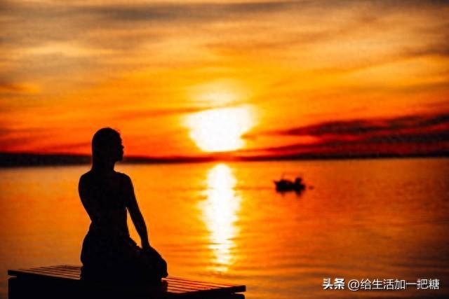 人生文案简短唯美短句发圈(有内涵的人生感悟句子)