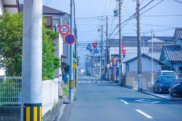 抒情文案短句伤感高级句子（秋天抒情句子说说心情）